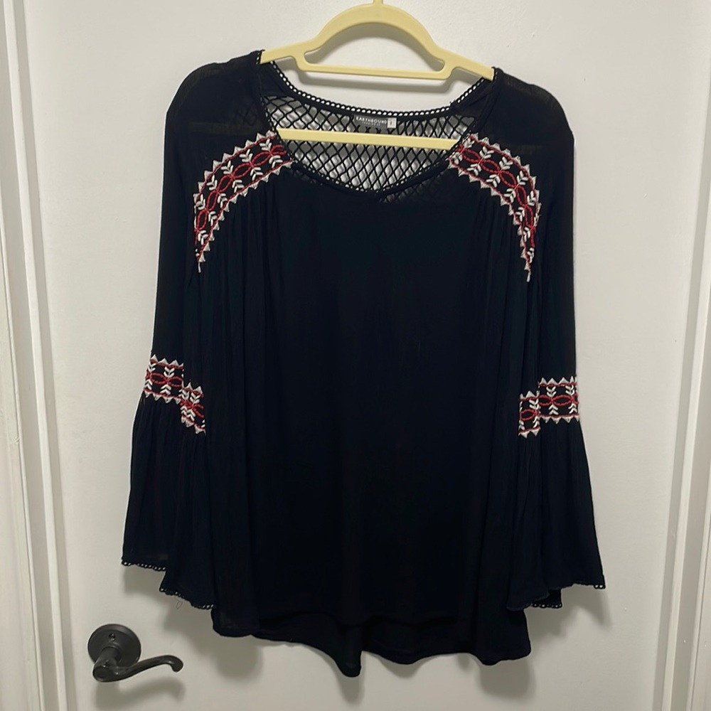 Earthbound Trading Co Black Bohemian Blouse Size Small